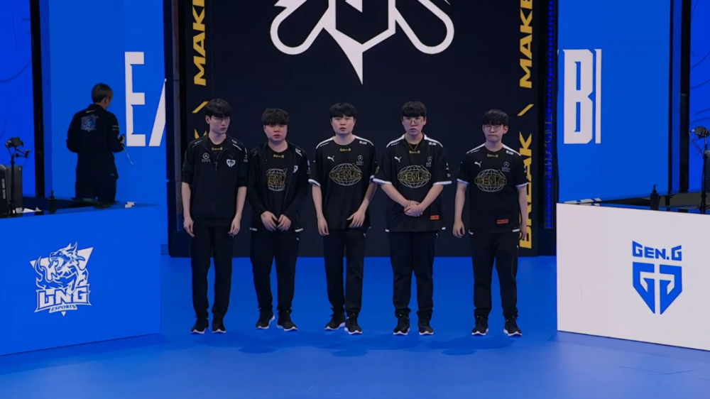 而获得罚球 而获得罚球