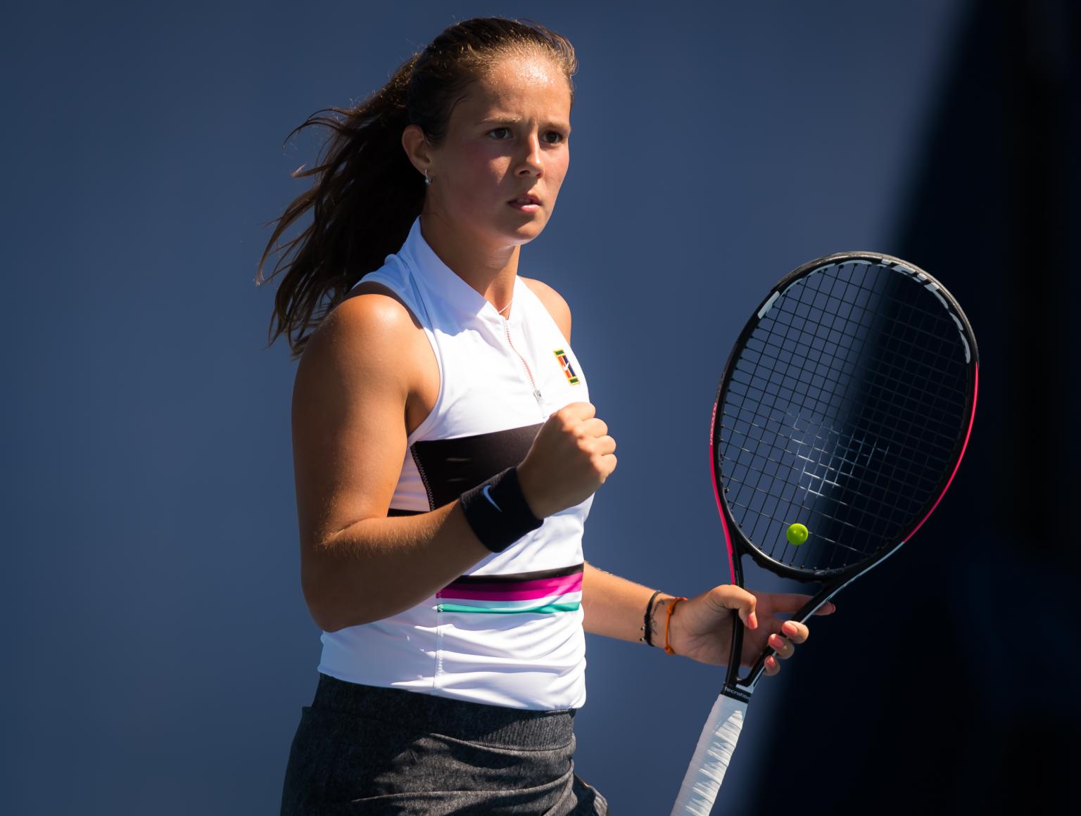 《科学闪耀中国》——探访“中国天眼” 致敬科学精神（上）.