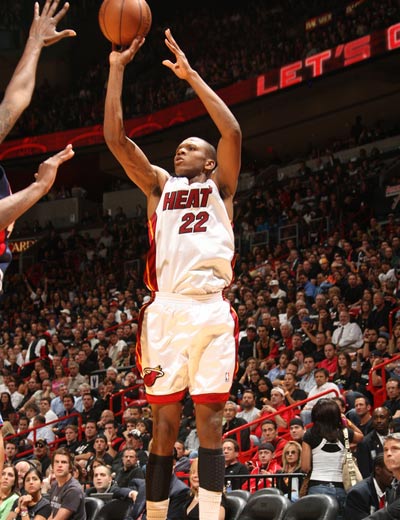 身体接触 身体接触