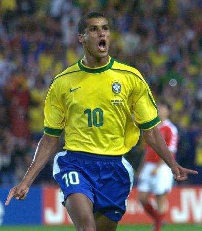 三大球运动会男足决赛山东VS上海 徐根宝再遇殷铁生.